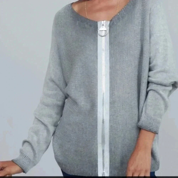 Gigi Moda Kyle Zip Front Cardigan in Shimmer Peach Color OS - Picture 5 of 14